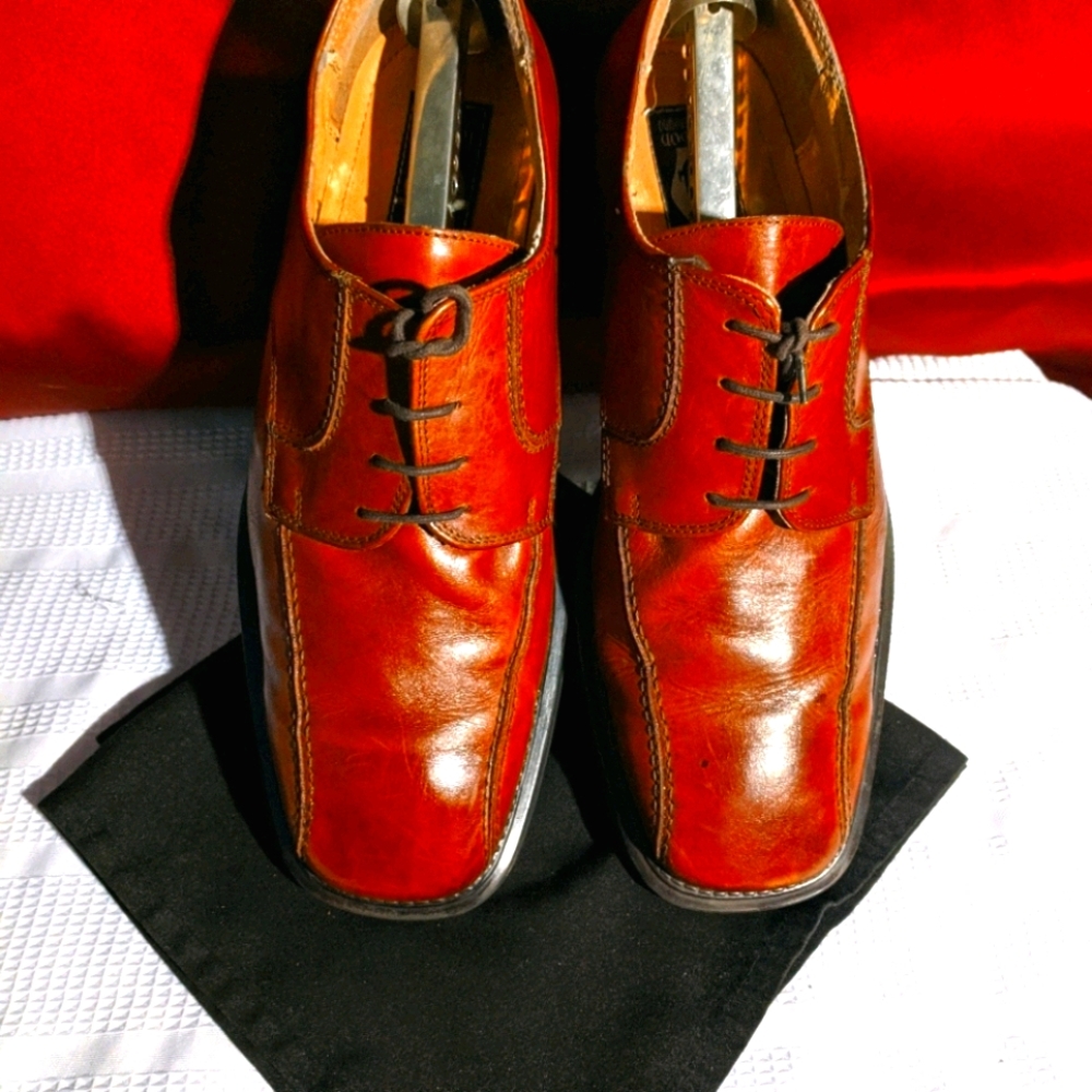 Men's shoes